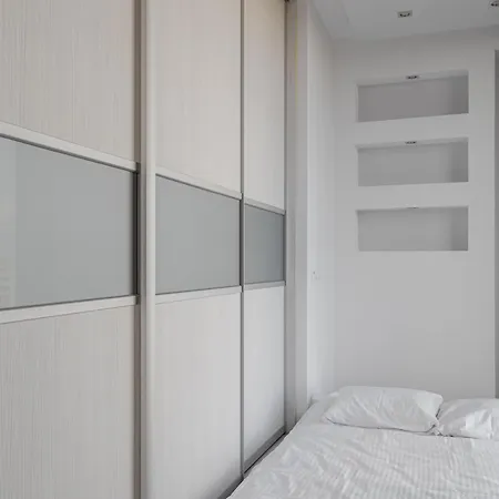 Grojecka 194 By Nyx Warsaw